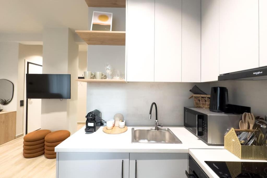 Athenian Luxe & Cozy Studio Экстерьер фото